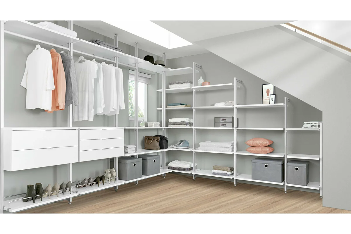Open walk-in wardrobe system
